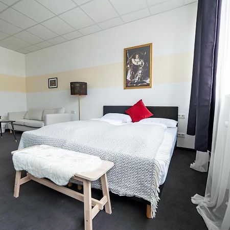 Full House Hostel Nurnberg - Shared Bath & Kitchen 외부 사진