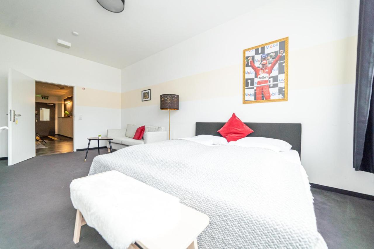 Full House Hostel Nurnberg - Shared Bath & Kitchen 외부 사진