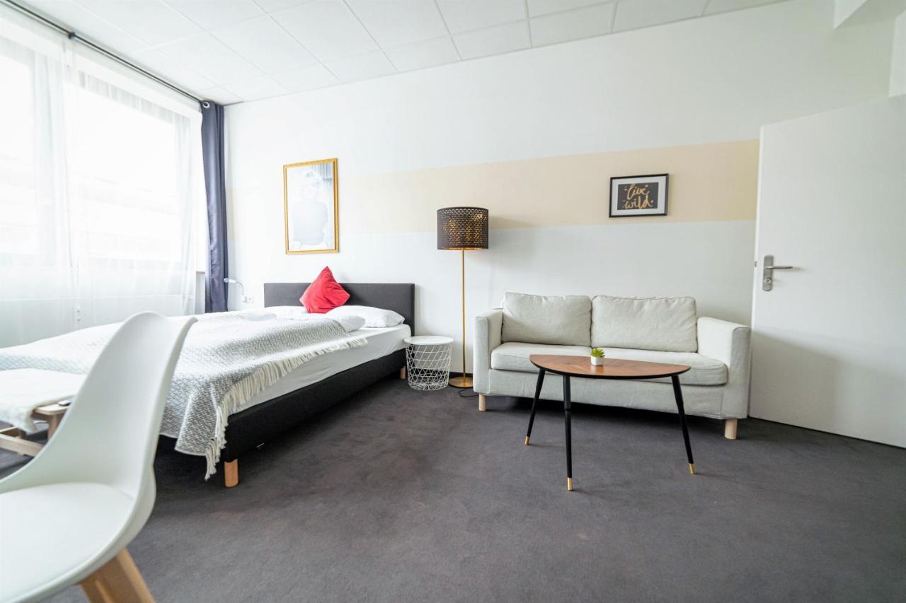 Full House Hostel Nurnberg - Shared Bath & Kitchen 외부 사진