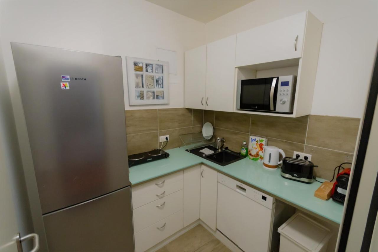 Full House Hostel Nurnberg - Shared Bath & Kitchen 외부 사진