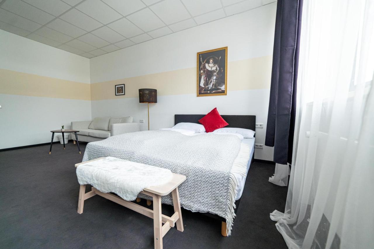Full House Hostel Nurnberg - Shared Bath & Kitchen 외부 사진