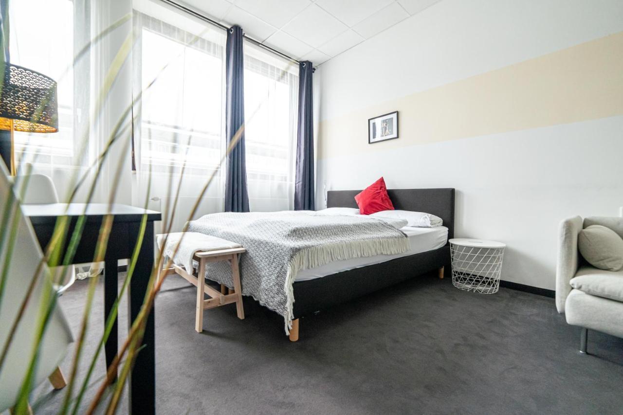 Full House Hostel Nurnberg - Shared Bath & Kitchen 외부 사진