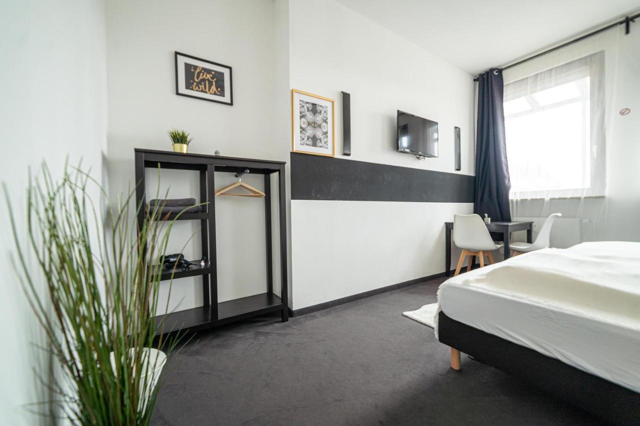 Full House Hostel Nurnberg - Shared Bath & Kitchen 외부 사진